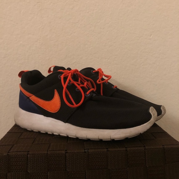 Nike Roshe Run Black Orange Blue - Picture 2 of 5